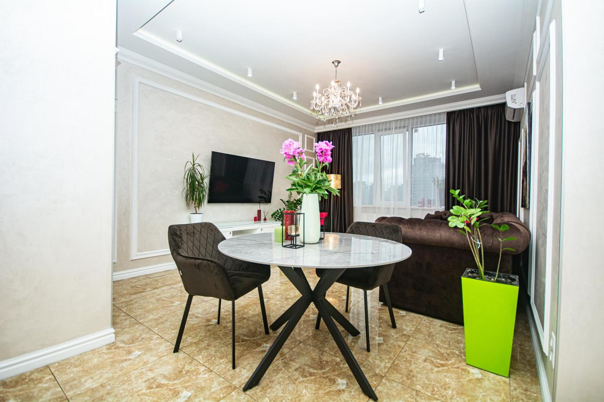 Luxury For Business & Pleasure Royal 2 Kyiv