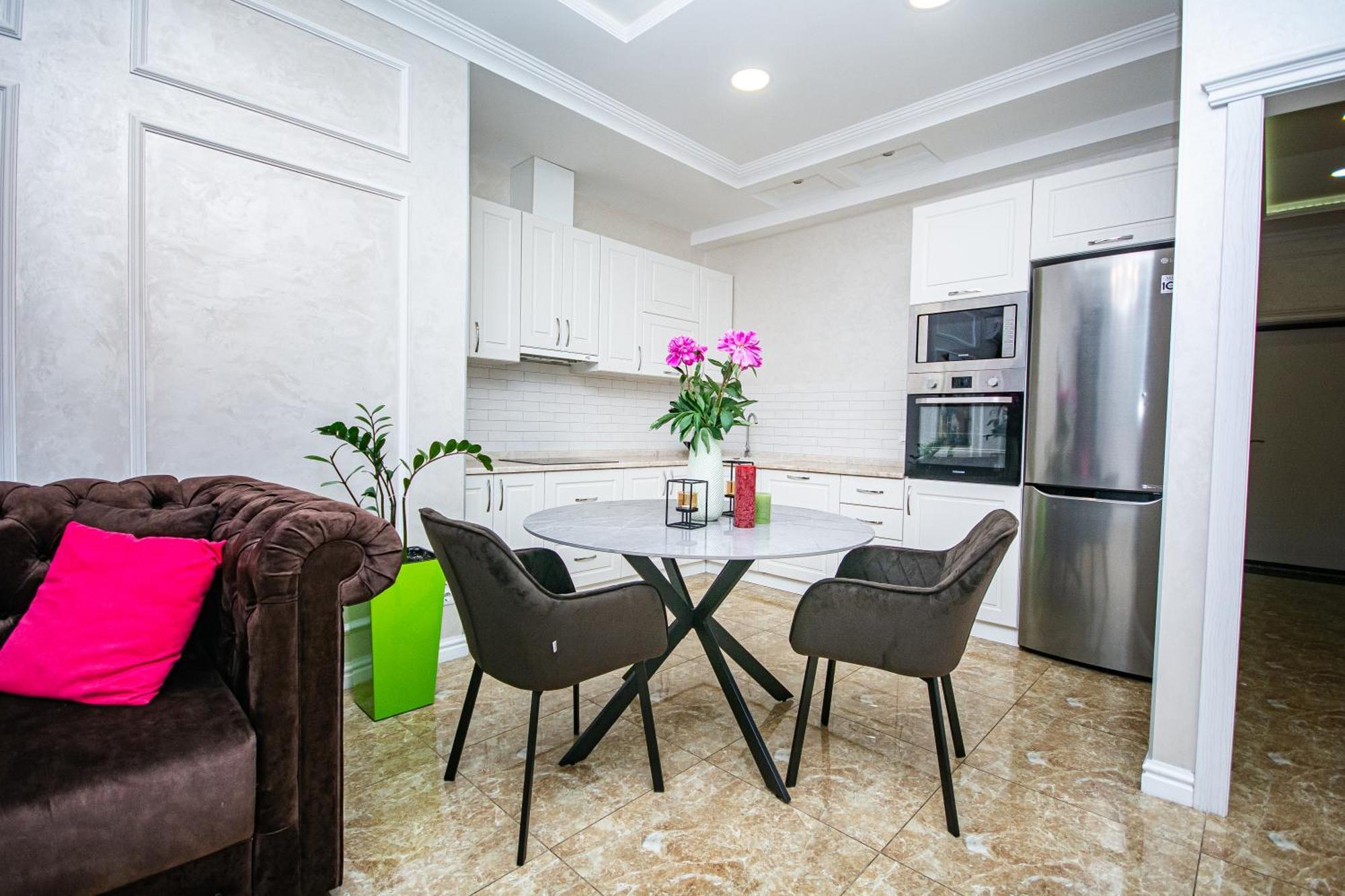 Apartment Luxury For Business & Pleasure Royal 2