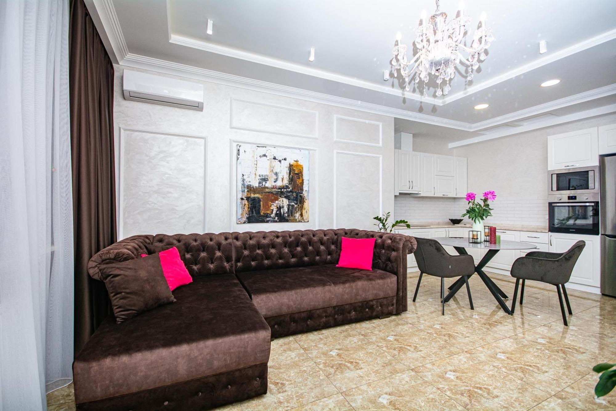Luxury For Business & Pleasure Royal 2 Kyiv